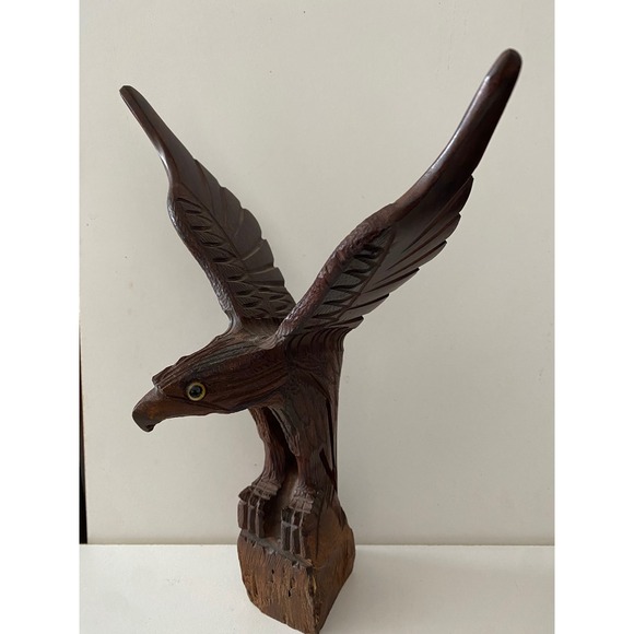Vintage Hand Carved Wooden Eagle Sculpture Bird of Prey Figurine Decor - Picture 1 of 16